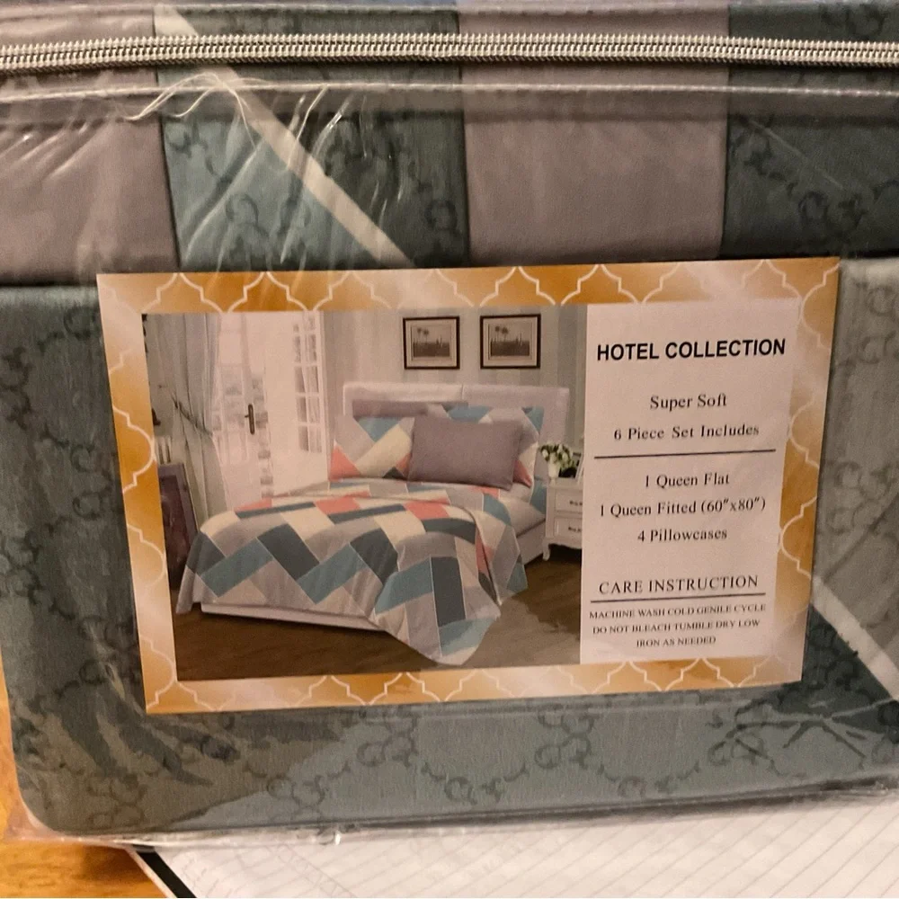 NWT Queen Hotel Collection Bamboo 1800 Super Soft Comforter Set Gray Blue & Pink